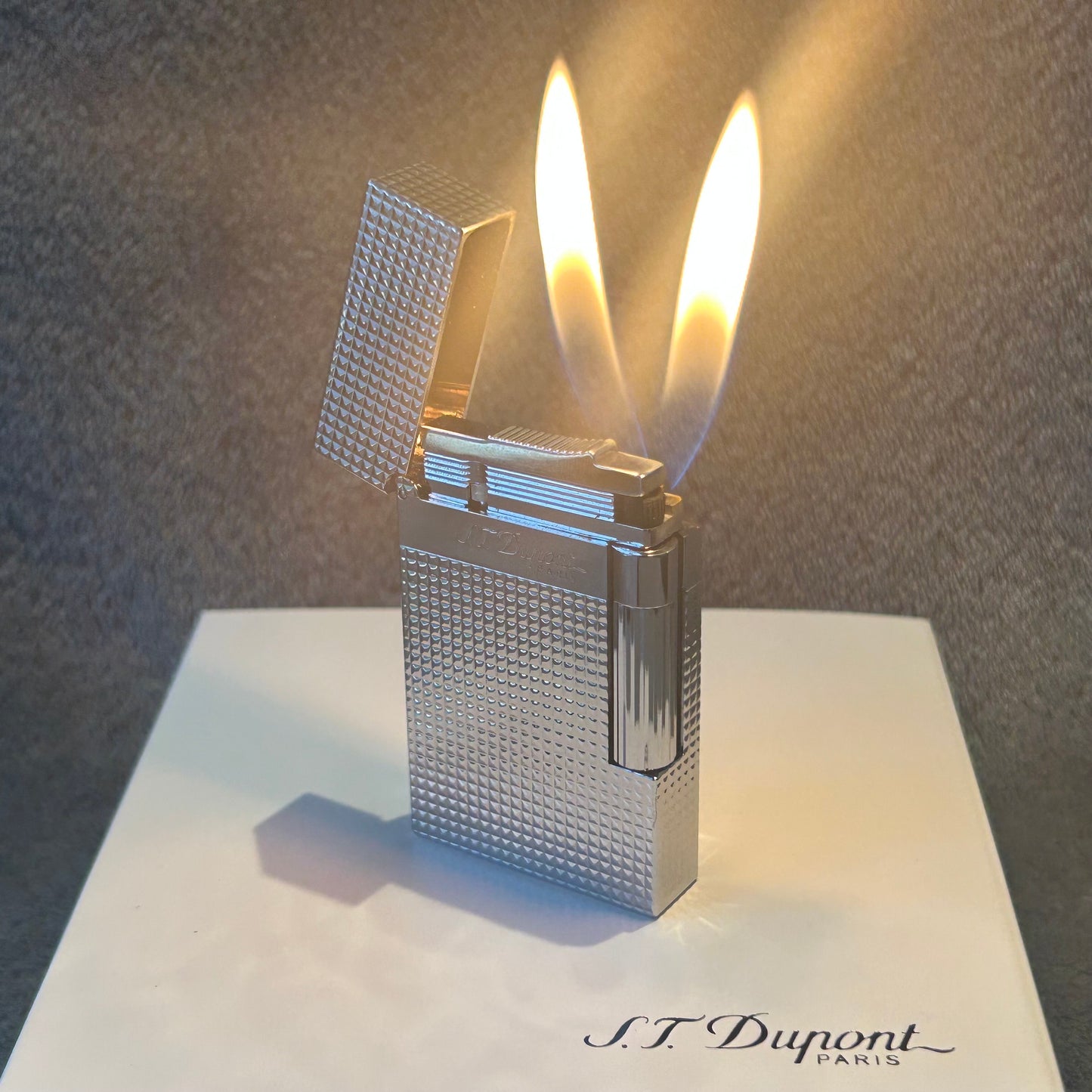 ST DuPont Style Ligne 2 - Dual Flame - Silver Diamond Head Lighter